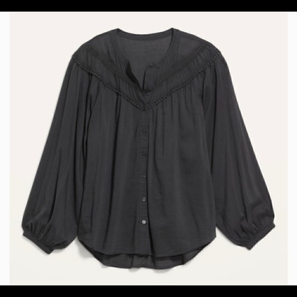 Old Navy Oversized Crochet Pom-Pom Dolman-Sleeve Blouse - Picture 3 of 4